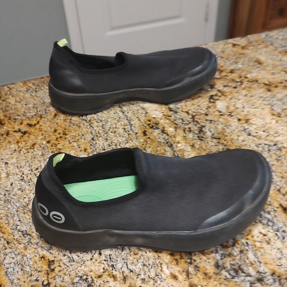 OOfos OOmg eeZe Low Recovery Slip On Shoes Sneakers Black Women's Sz 8 - Picture 5 of 14